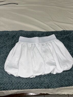 Girls' White Bubble Skirt with Elastic Waist